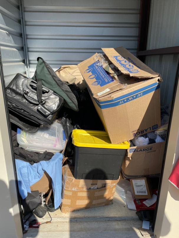 Storage Unit Auction in Tupelo, MS at Storage Max Tupelo4 ends on